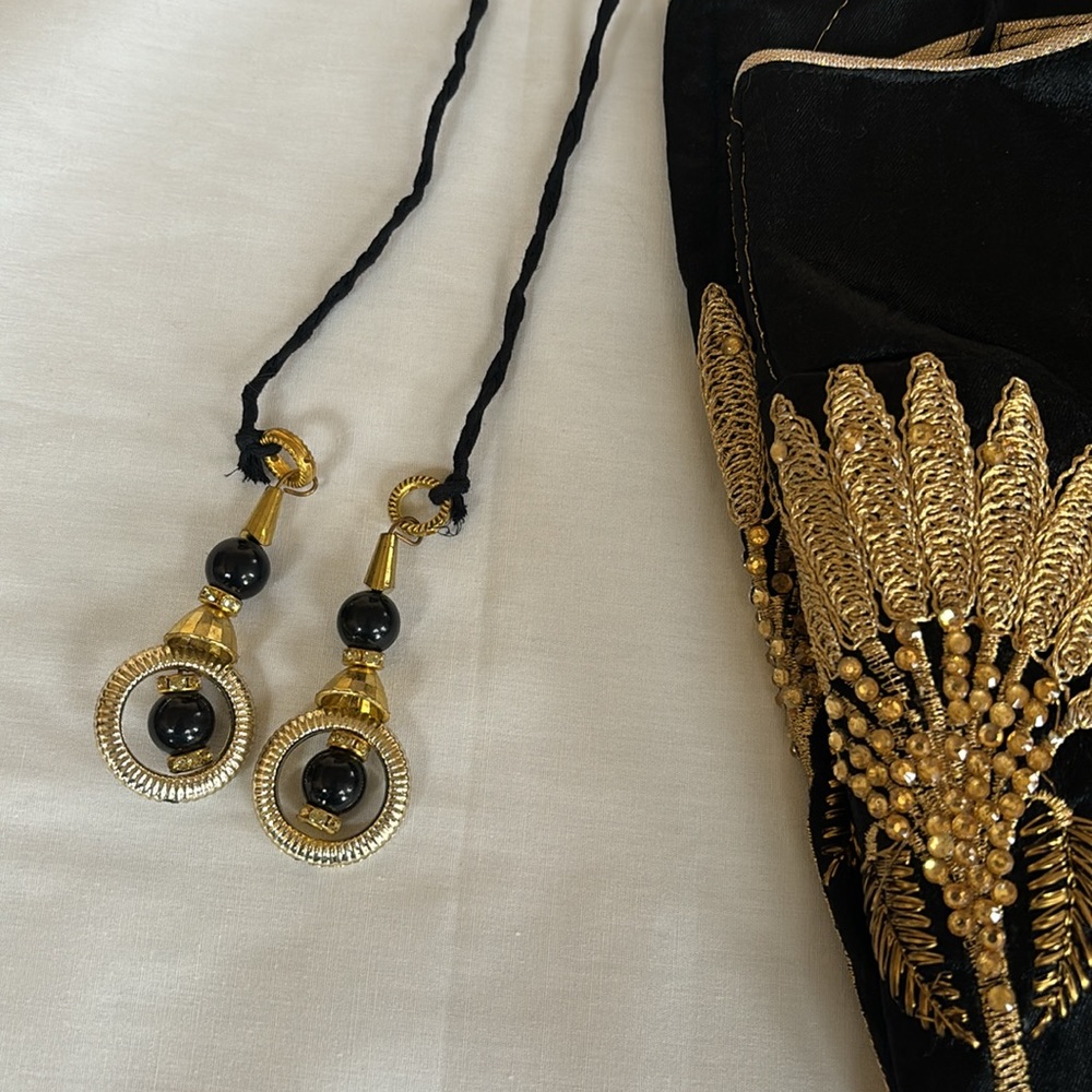 NEW Indian lengha - 3 pc set Red, Black and Gold - Picture 7 of 9